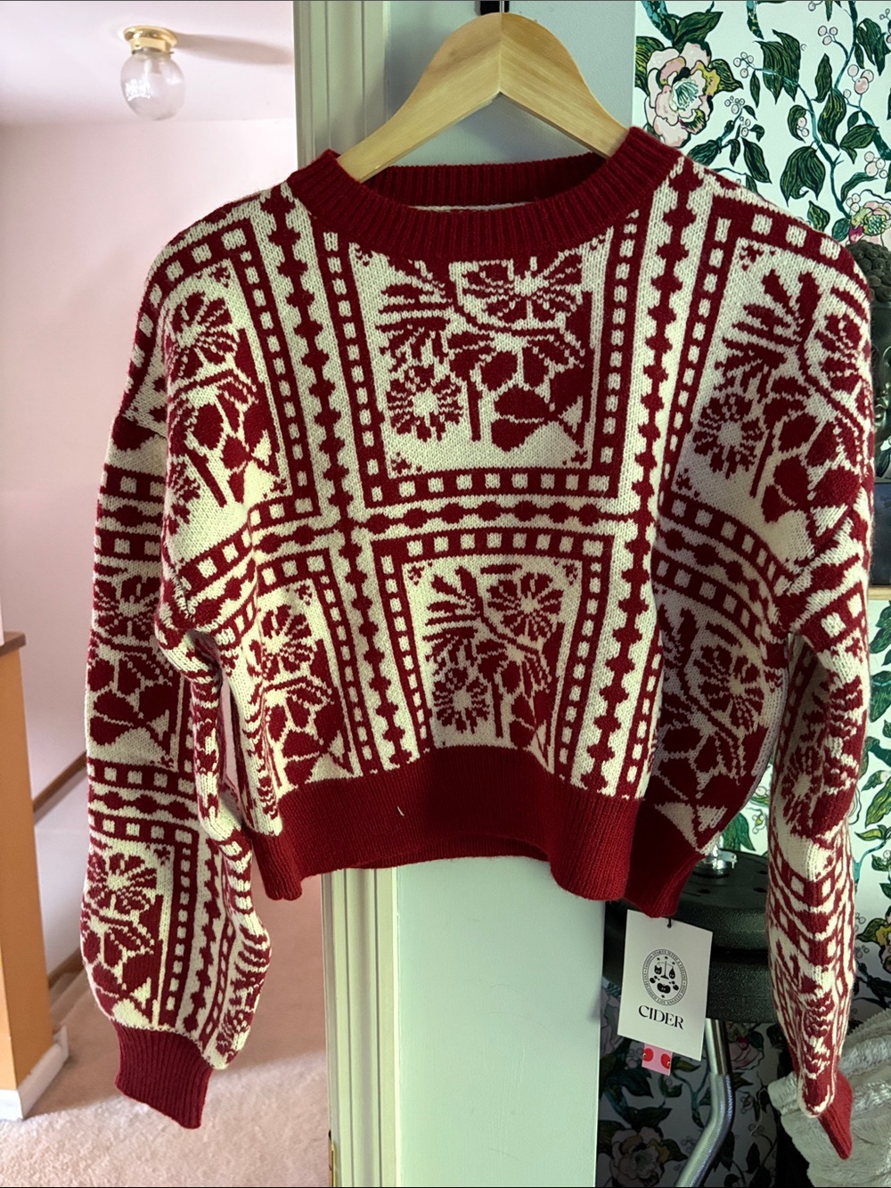 Cider Red and Cream Floral Block Knit Sweater - Women's Cropped Pullover